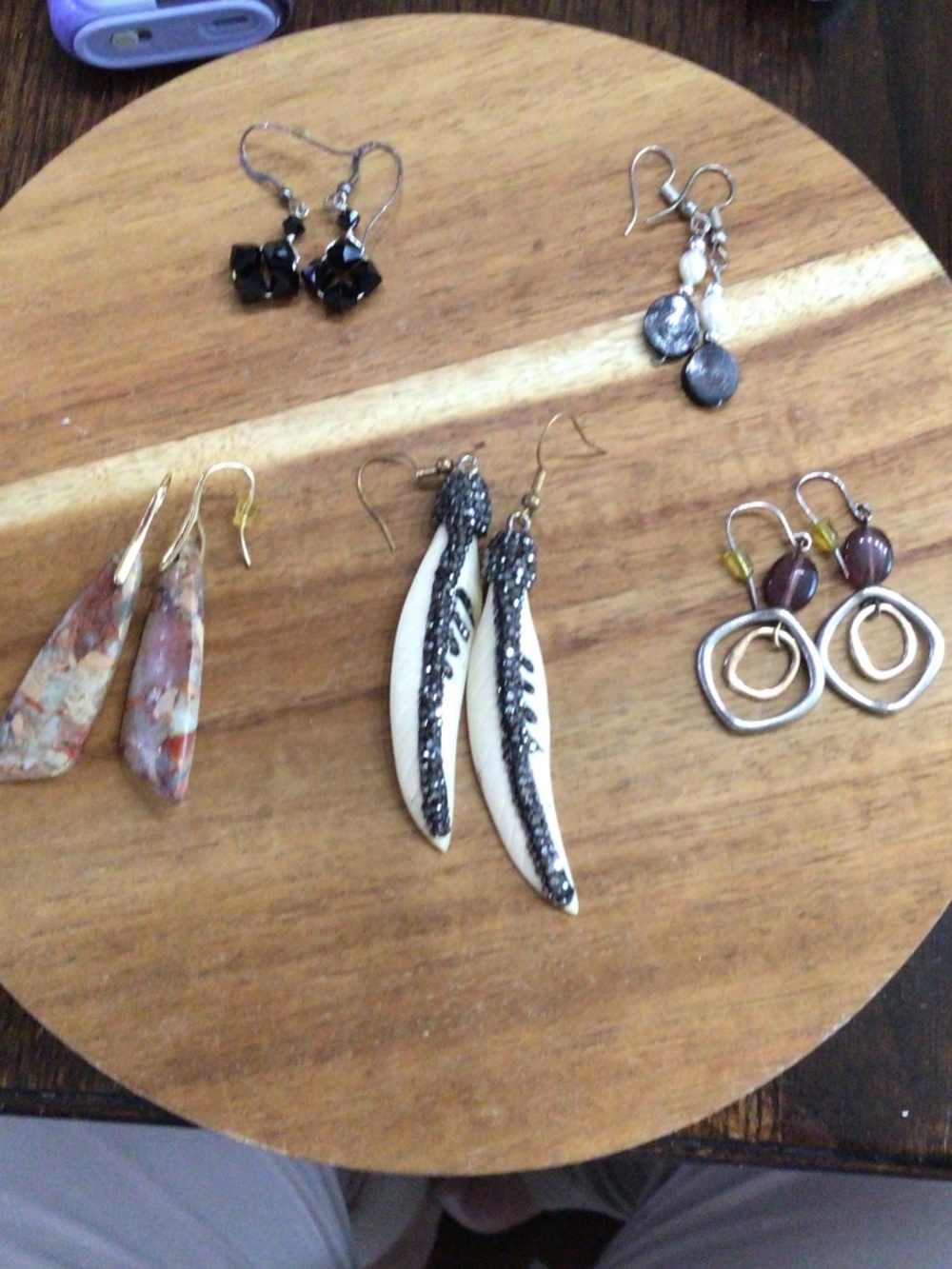 5 pair of fashion earrings. All are in great shape.